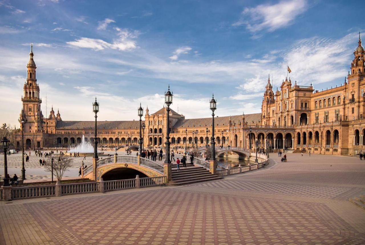Froilan Walls By Valcambre * Sevilla